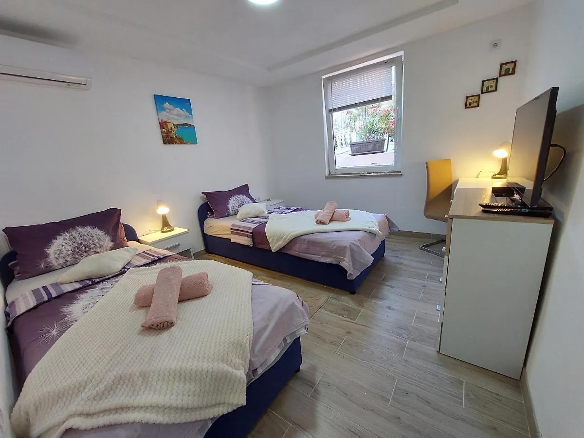 Villa Vila Neyra Pula Croatia