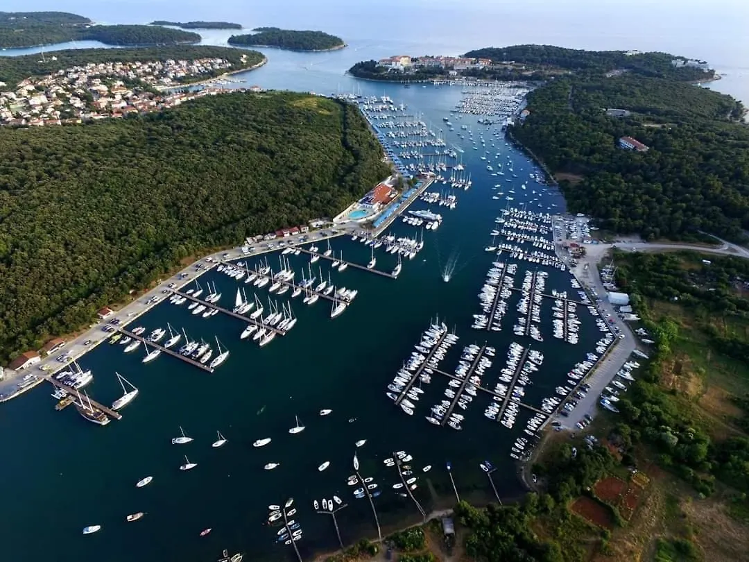 Vila Neyra Pula