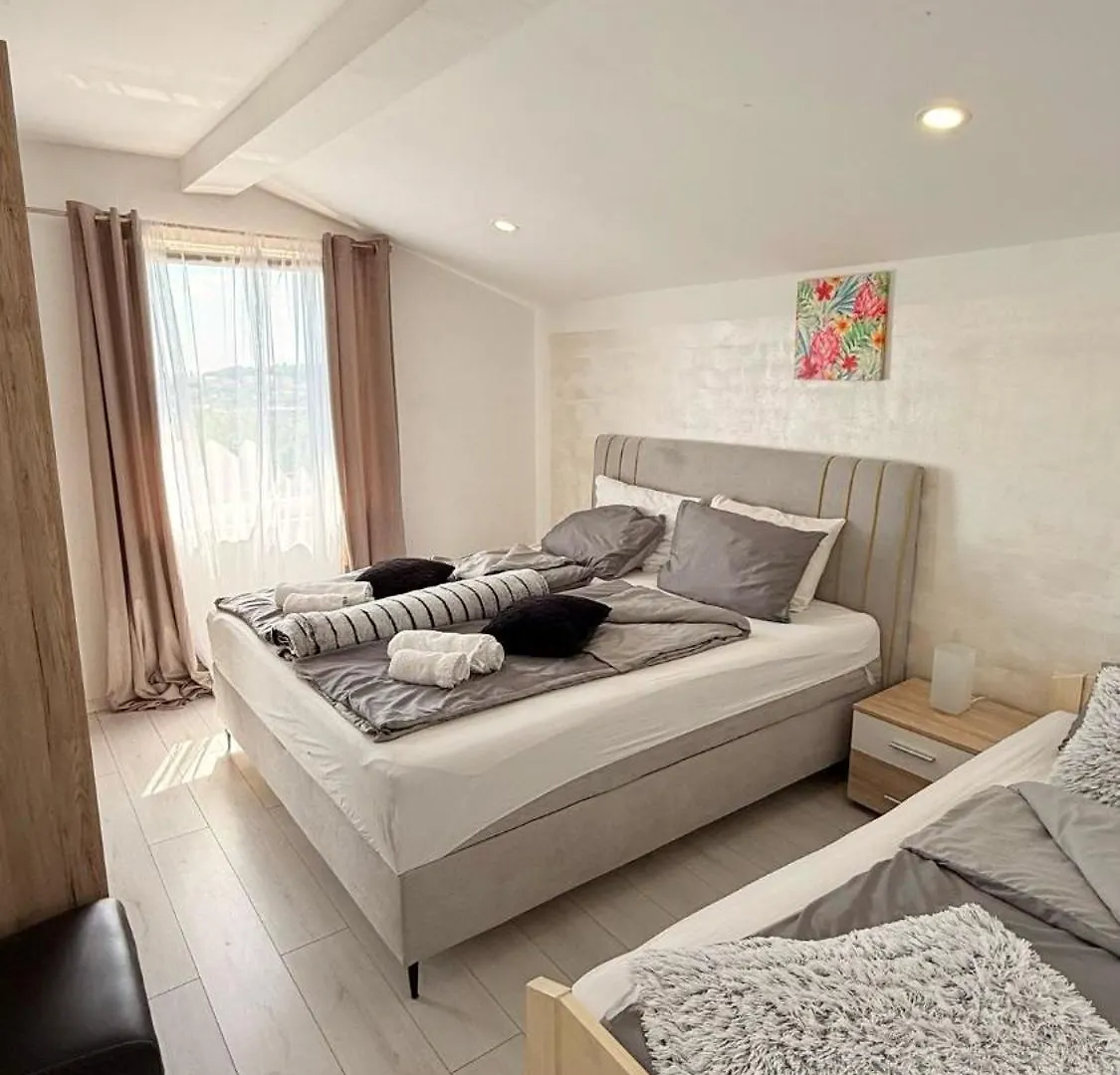 Villa Vila Neyra Pula Croatia