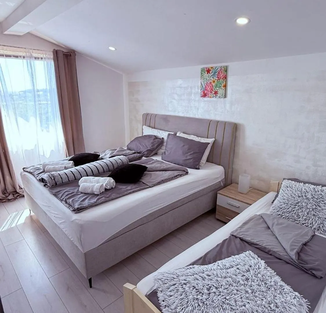 Villa Vila Neyra Pula